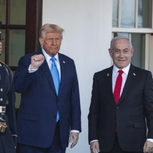 MR Online | DONALD TRUMP GREETS ISRAELS PRIME MINISTER BENJAMIN NETANYAHU AT THE WHITE HOUSE ON FEBRUARY 4 2025 PHOTO CHIP SOMODEVILLA  GETTY IMAGES | MR Online